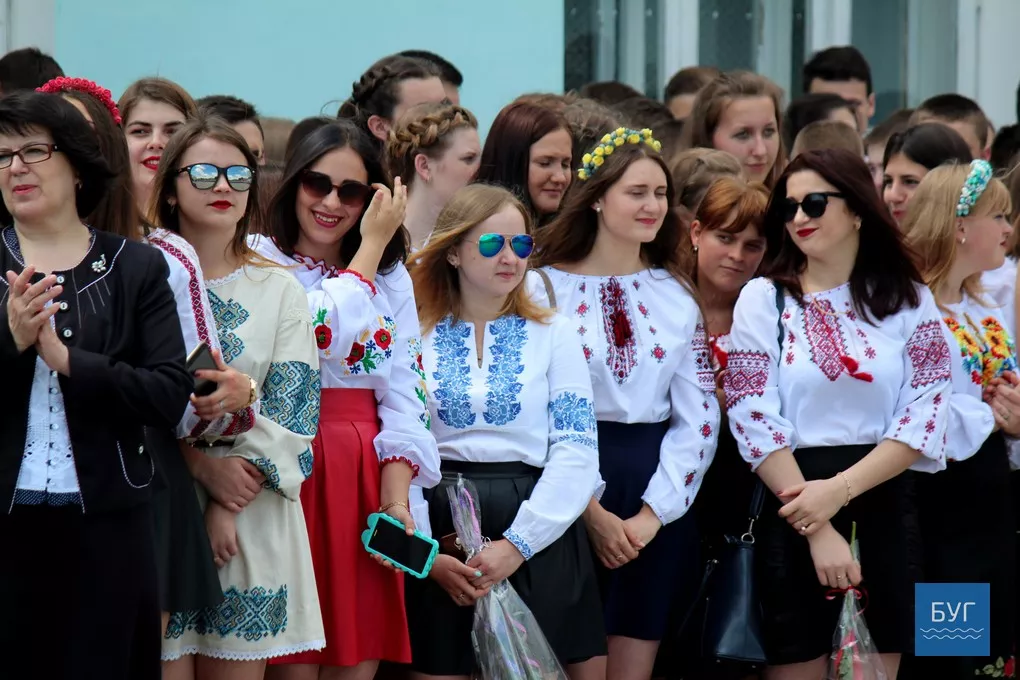 Для випускників Володимир-Волинського педагогічного коледжу продзвенів останній дзвоник 30