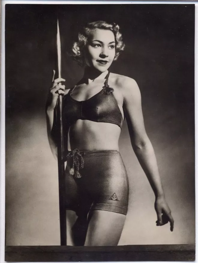 Пляжна мода на Волині майже 100 років тому 5