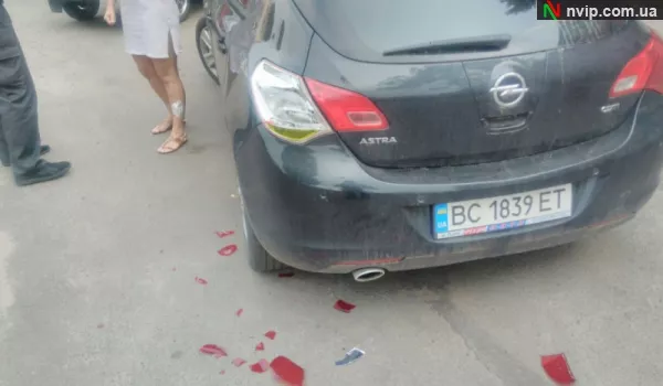 У Нововолинську розшукують водія та пасажира мотоцикла які вчинили ДТП 3