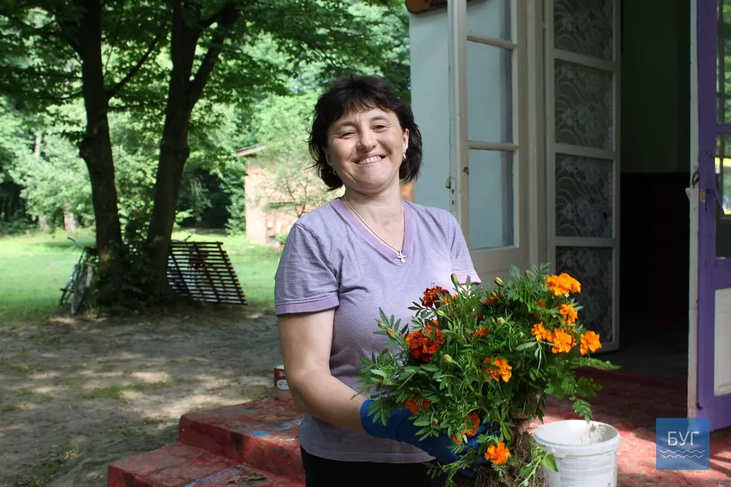 Всього 20 дітей відпочиватиме у "Барвінку", що у Павлівці Іваничівського району, а стільки руху! 3