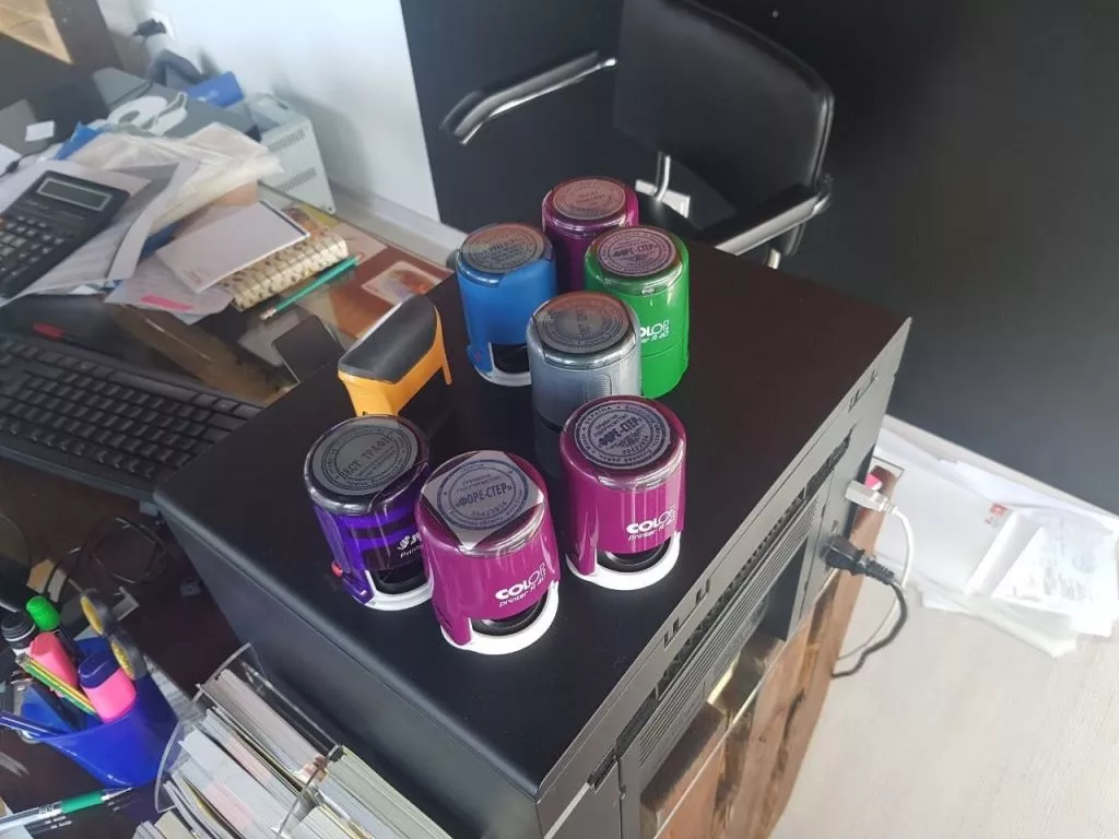 На Волині викрито групу контрабандистів, яка за допомогою митників, незаконно ввозила в Україну вживані авто 3