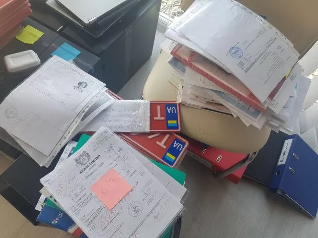 На Волині викрито групу контрабандистів, яка за допомогою митників, незаконно ввозила в Україну вживані авто 2