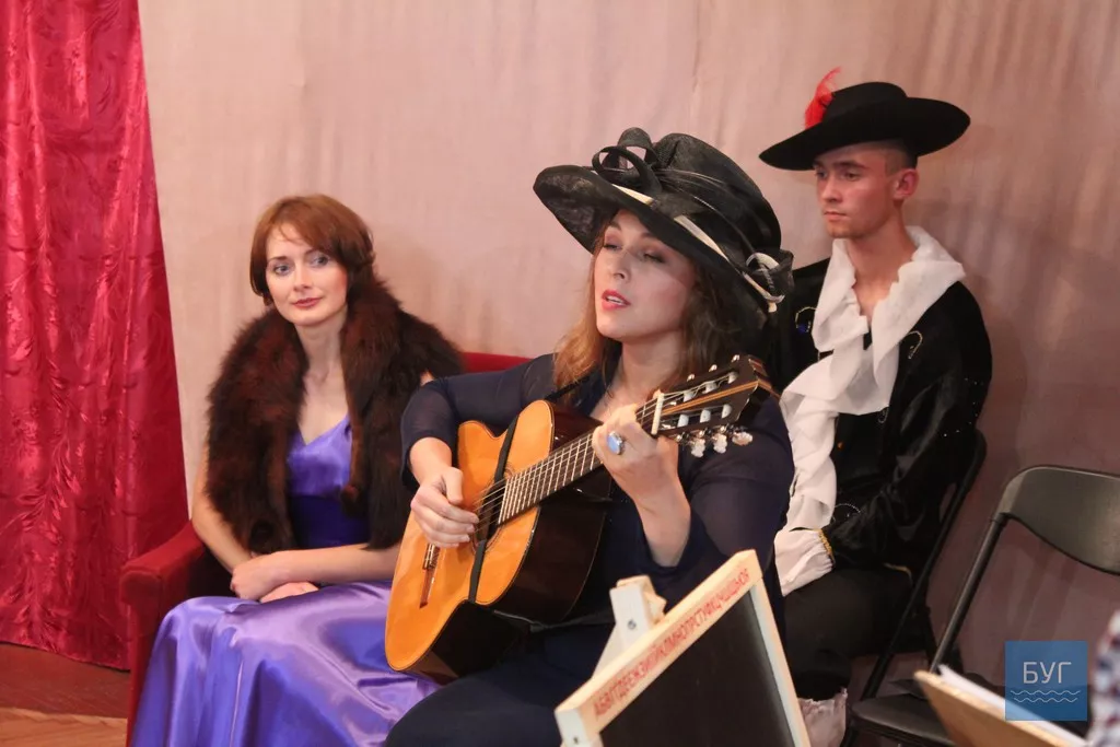 Аматорський театр у Володимирі-Волинському відкрив малу сцену та розпочав третій сезон 11