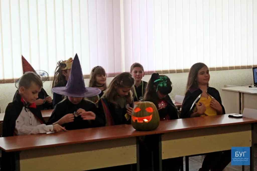 "Хогвартс-квест": справжні герої з "Гаррі Поттера" та чарівна атмосфера Хелловіна 10