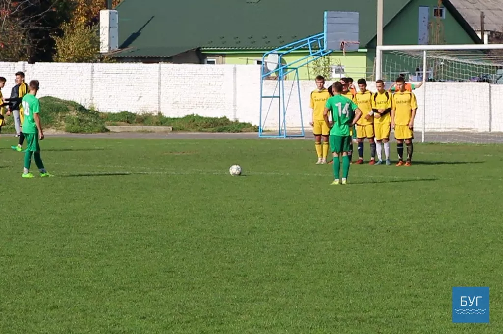 У Володимирі-Волинському переможця Чемпіонату області з футболу визначали з допомогою пенальті 2