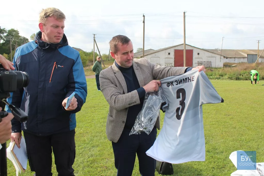 За нову форму футбольна команда Зимного здобула перемогу в другій грі чемпіонату Волині 7