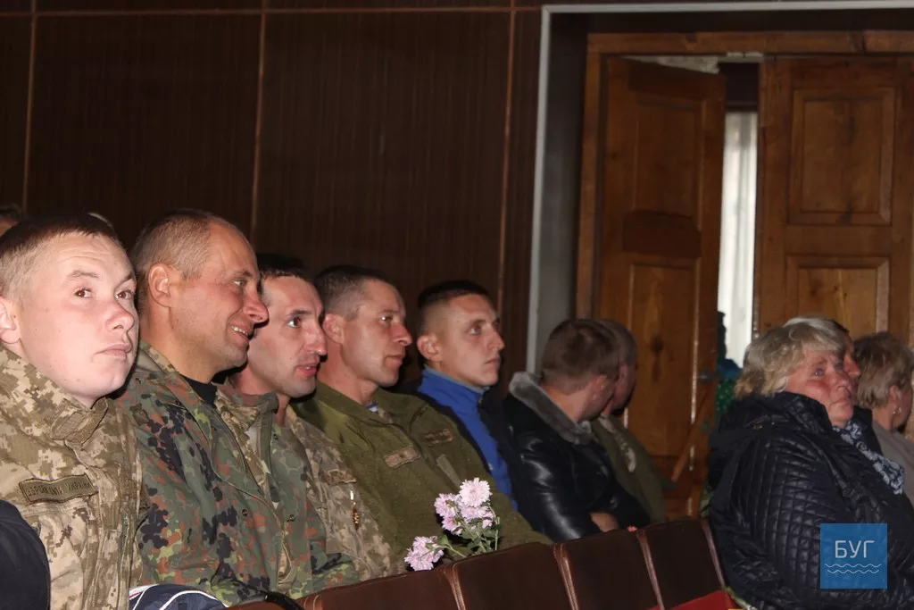 Урочистості до Дня захисника України відбулися в Іваничах 23