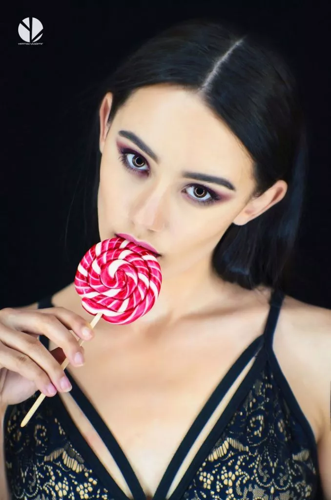 "Кожен день - це нові можливості, перемоги і звершення", - переконана модель Єлизавета Денисовець, яка реалізовує свої мрії в Китаї 30