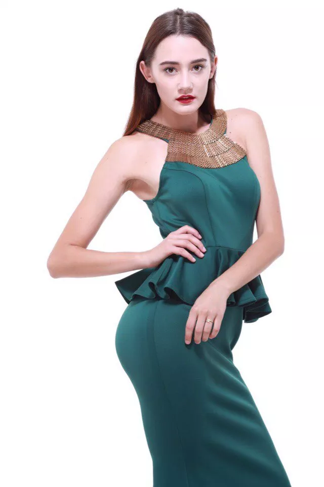 "Кожен день - це нові можливості, перемоги і звершення", - переконана модель Єлизавета Денисовець, яка реалізовує свої мрії в Китаї 27