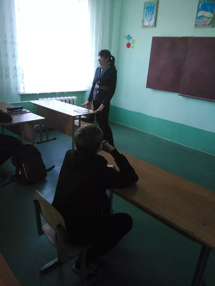 Прокурор Іваничівського відділу прокуратури поспілкувалася зі школярами з Литовежа 1