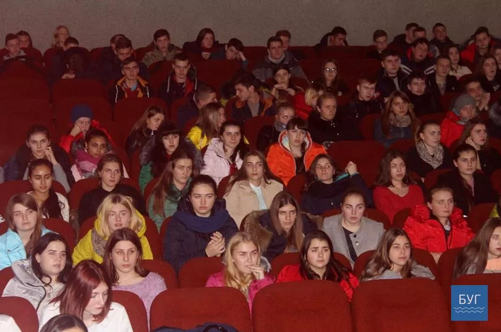 У Володимирі-Волинському до Дня студента провели інтелектуальну гру 8