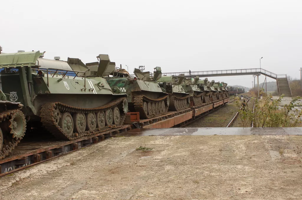 Перші підрозділи 14-ої ОМБр зустріли вдома 13