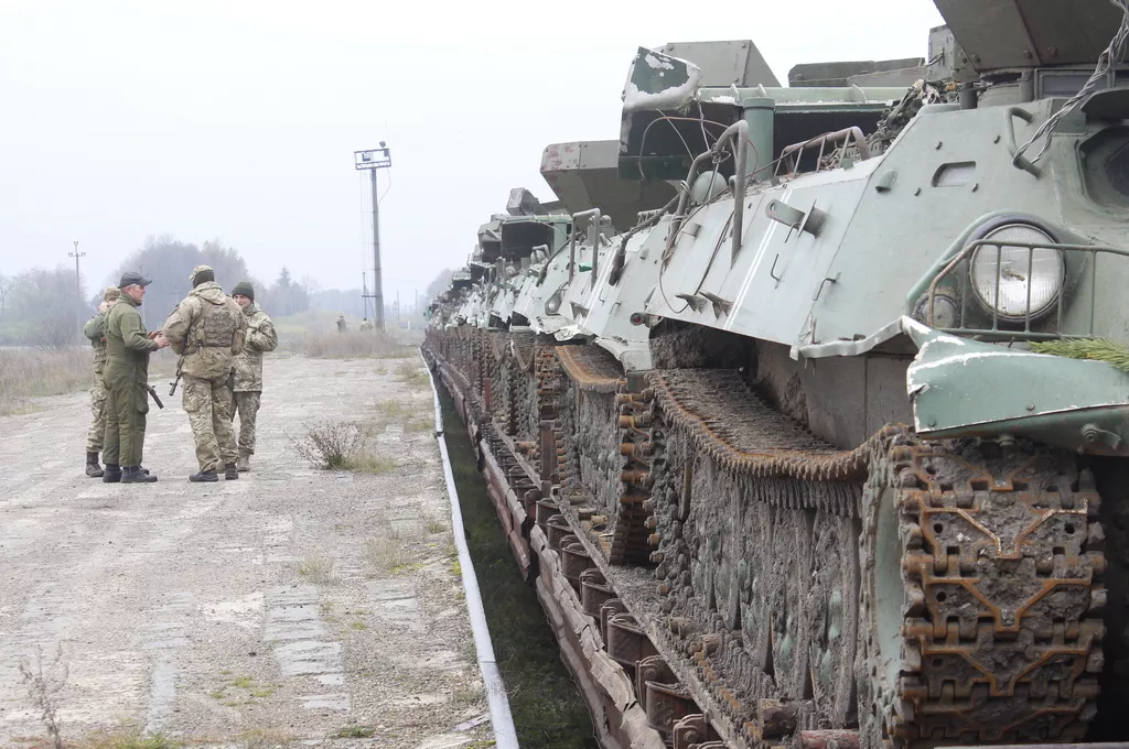 Перші підрозділи 14-ої ОМБр зустріли вдома 11