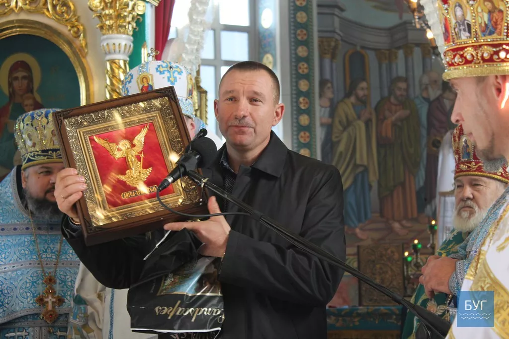 Свято - Покровському храму в Іваничах - 20 років. Відбулася урочиста архієрейська Літургія. 5