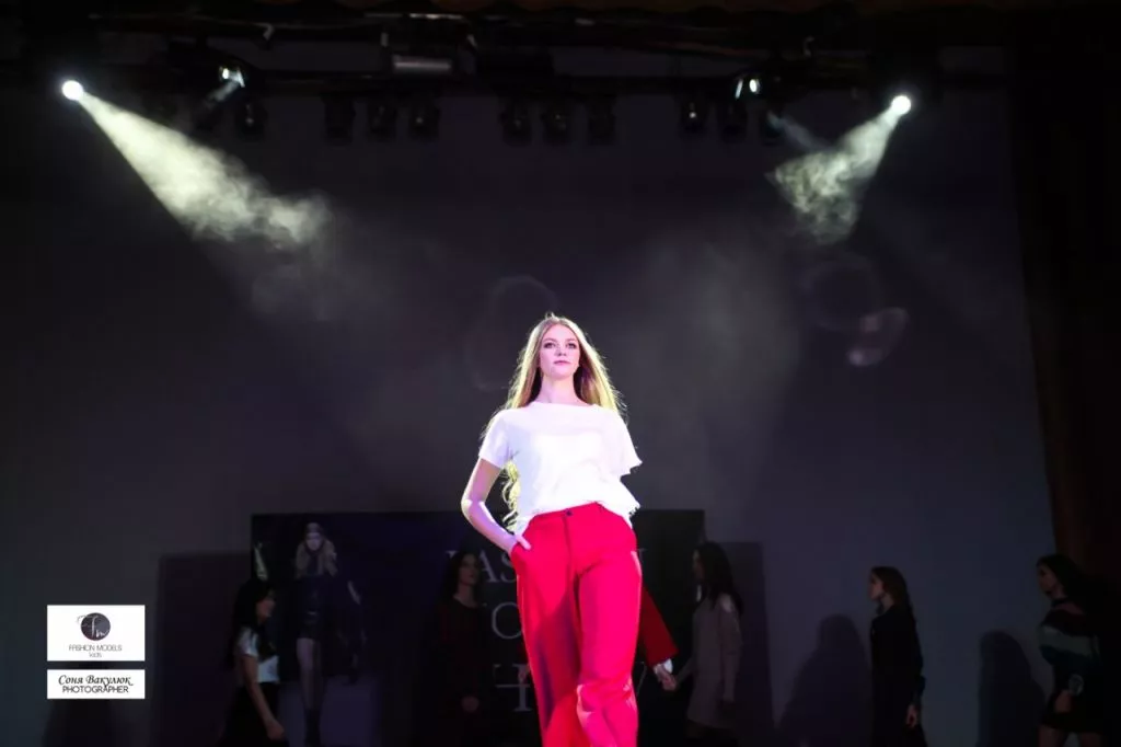 У Нововолинську відбувся конкурс «Міс красуня та Міні-міс красуня 2017» 13