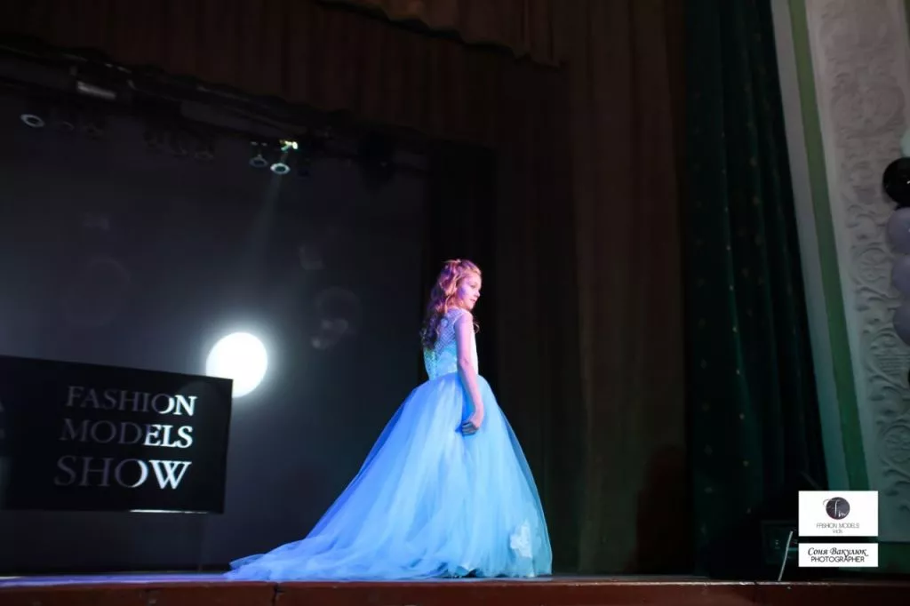 У Нововолинську відбувся конкурс «Міс красуня та Міні-міс красуня 2017» 15