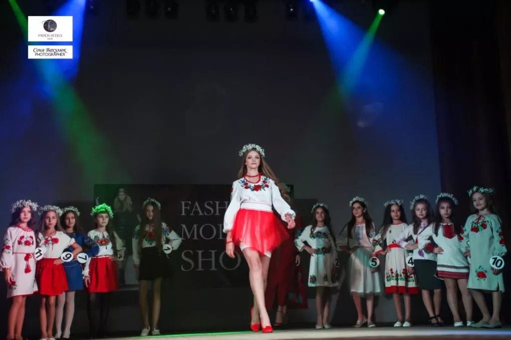 У Нововолинську відбувся конкурс «Міс красуня та Міні-міс красуня 2017» 2