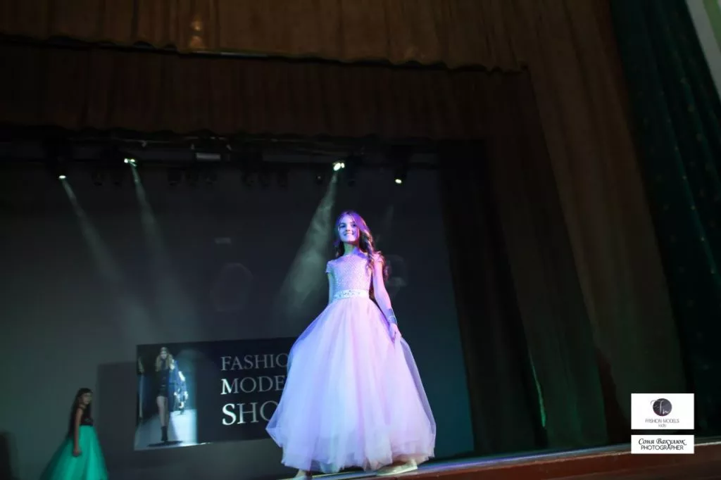 У Нововолинську відбувся конкурс «Міс красуня та Міні-міс красуня 2017» 20