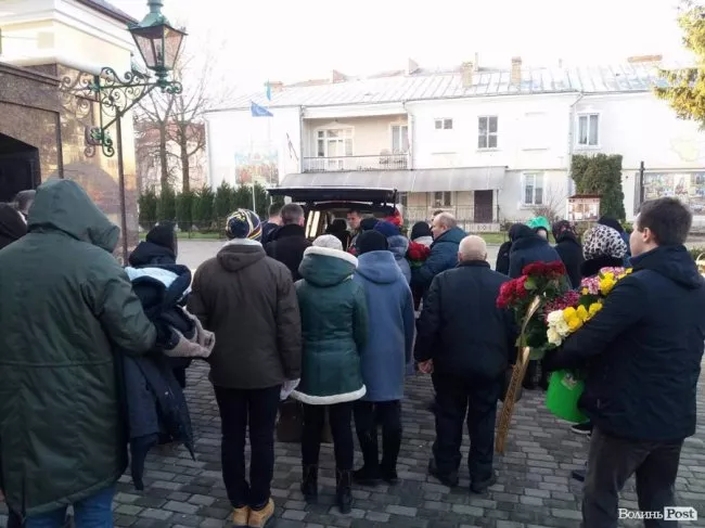 Волиняни прощаються з Іваном Корсаком 7