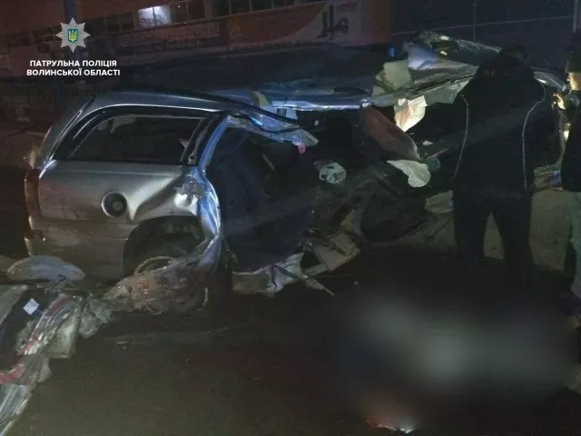 У Луцьку в ДТП за участю таксі загинув пасажир 2