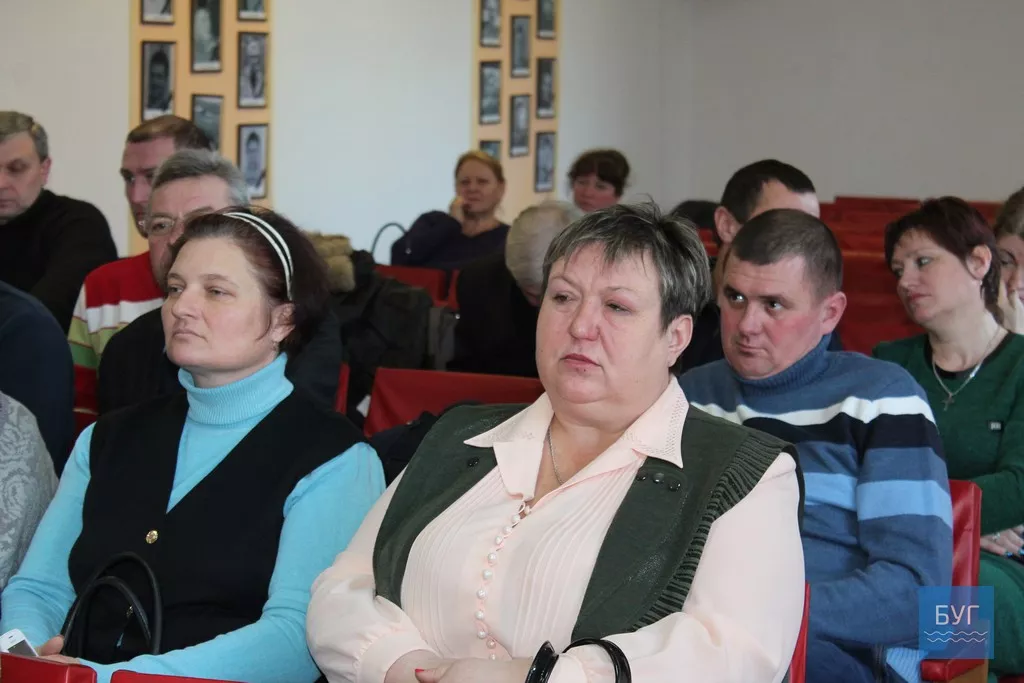 Іваничівщина: вчителі спростовують інформацію про "школярик", що ледь не втрапив у ДТП через жахливу дорогу 11