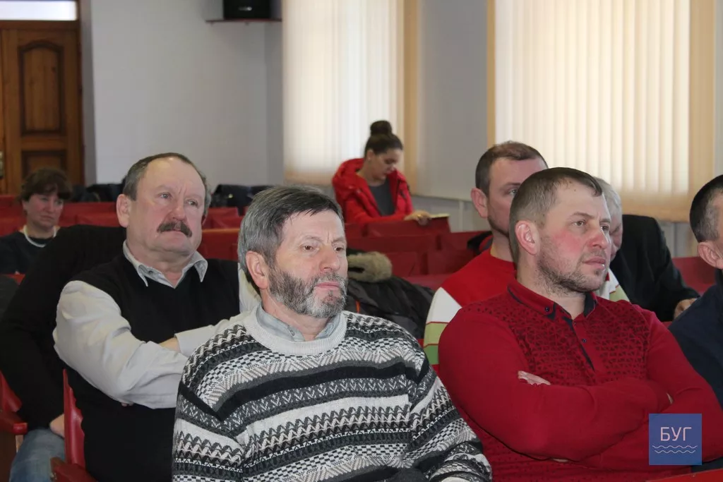 Іваничівщина: вчителі спростовують інформацію про "школярик", що ледь не втрапив у ДТП через жахливу дорогу 15