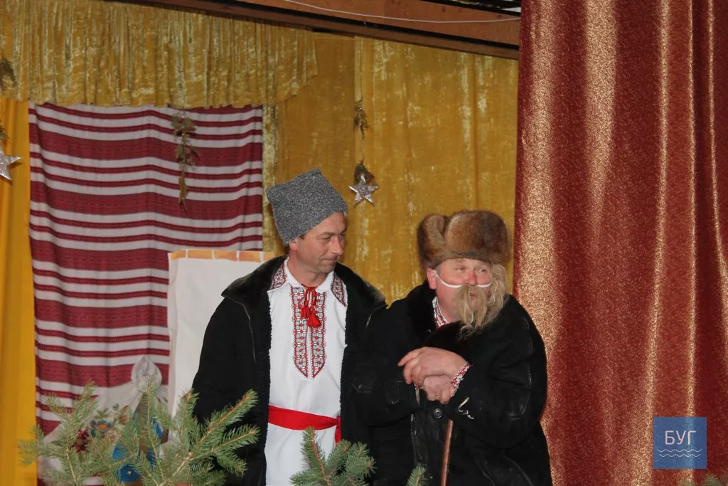 Литовезька ОТГ: вечорниці у Заставному. Найгарячіше глядачі аплодували Дякові 6