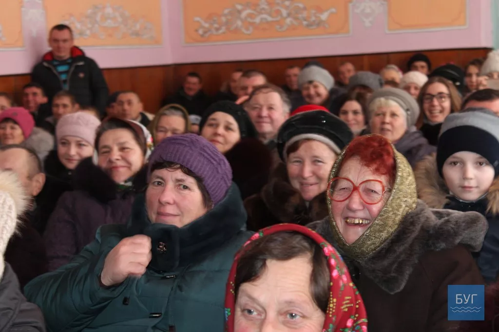 Литовезька ОТГ: вечорниці у Заставному. Найгарячіше глядачі аплодували Дякові 20