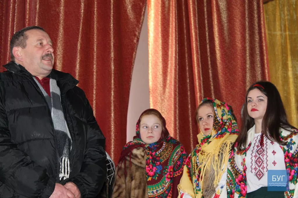 Литовезька ОТГ: вечорниці у Заставному. Найгарячіше глядачі аплодували Дякові 3