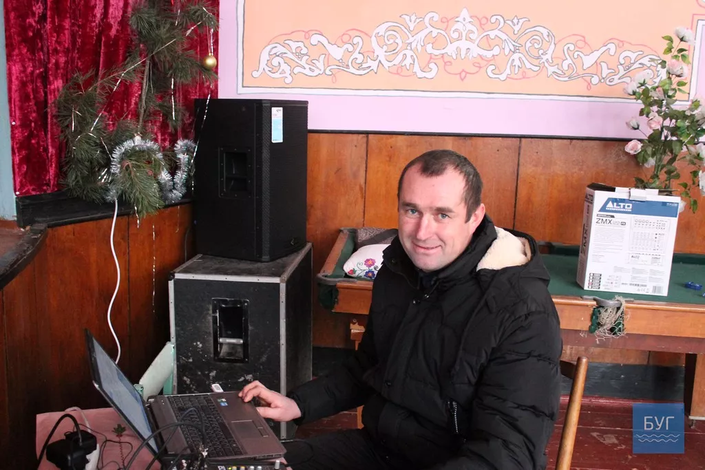 Литовезька ОТГ: вечорниці у Заставному. Найгарячіше глядачі аплодували Дякові 30