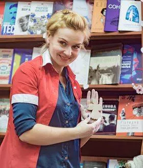 В книгарні "Є" провели творчу майстерню для дітлахів з Володимира-Волинського 4