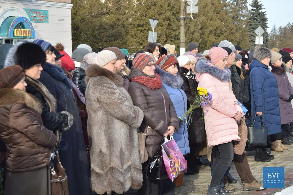 У Нововолинську вшанували пам'ять Героїв Небесної Сотні 6
