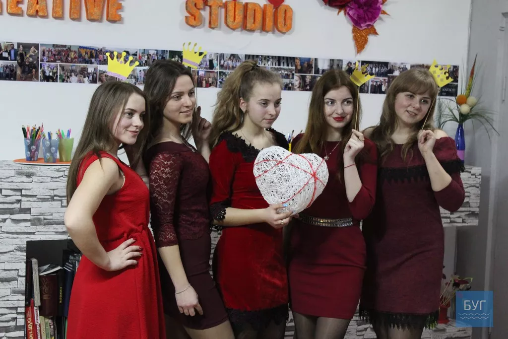 Хто зверху? Або ж як студенти Володимир-Волинського коледжу святкували День закоханих 19