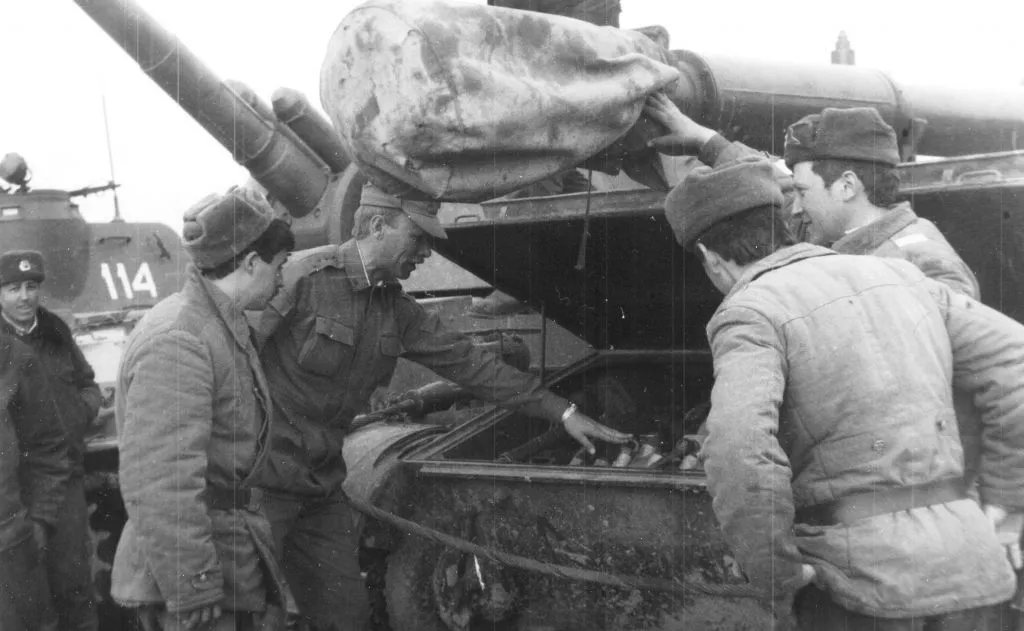 У Володимирі-Волинському зустрілися військові пенсіонери 50-ого мотострілецького полку 9