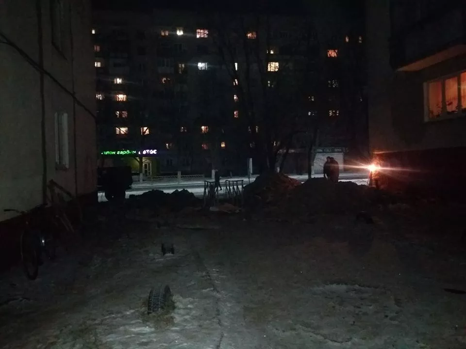 У Володимирі-Волинському через мороз стався прорив тепломережі 3