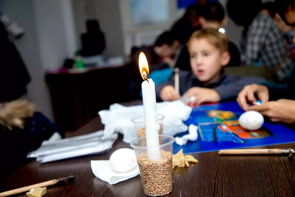 У Нововолинську в молодіжному центрі "Нові крила" відбувся майстер-клас із писанкарства 11