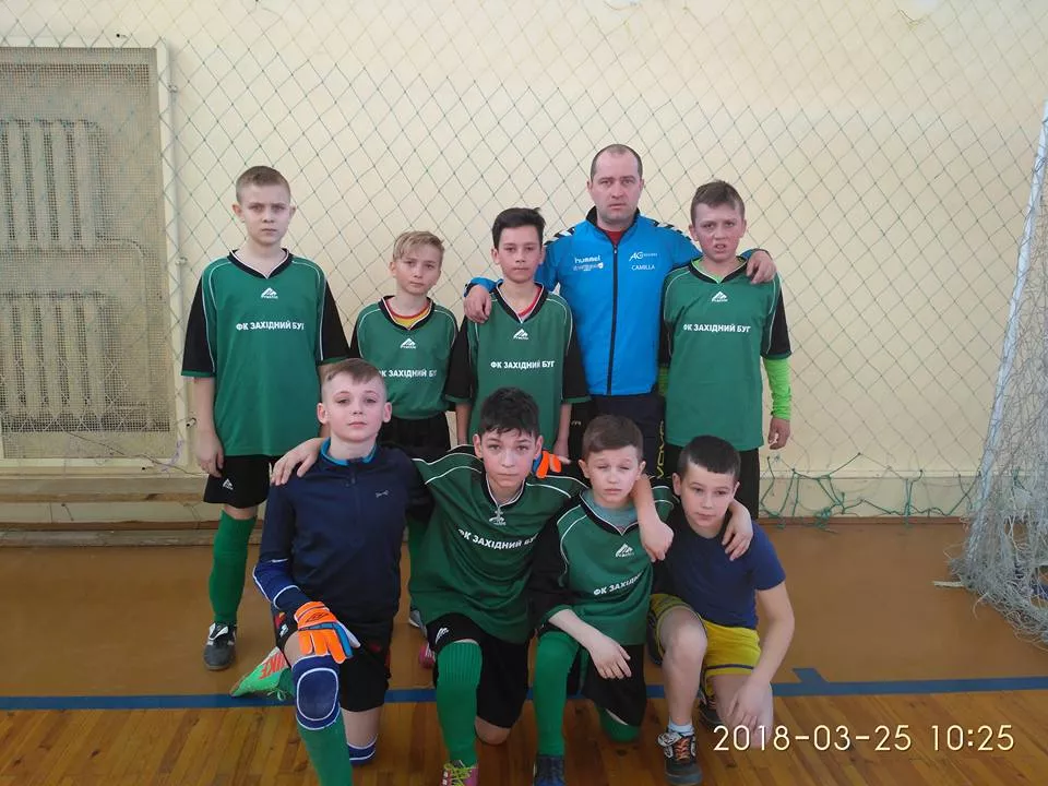 У Володимирі-Волинському юнаки розіграли Кубок Зимного з футзалу 11