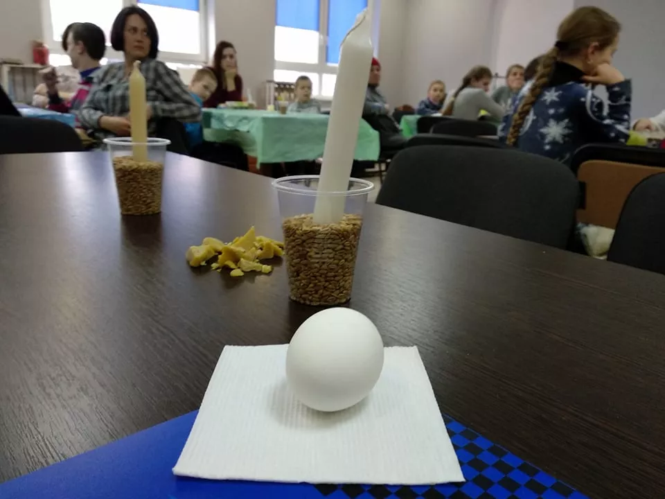 У Нововолинську в молодіжному центрі "Нові крила" відбувся майстер-клас із писанкарства 20