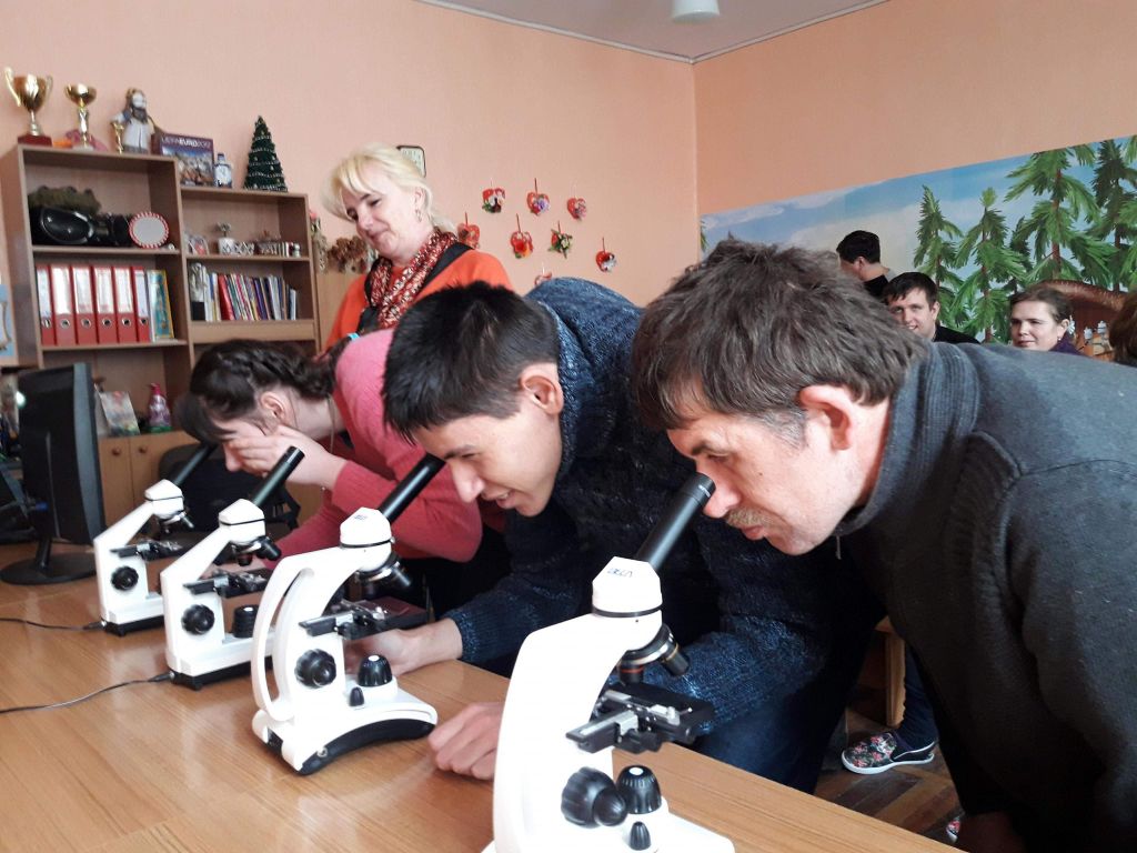 Який світ під мікроскопом дізнавалися діти з Вололимира-Волинського 2