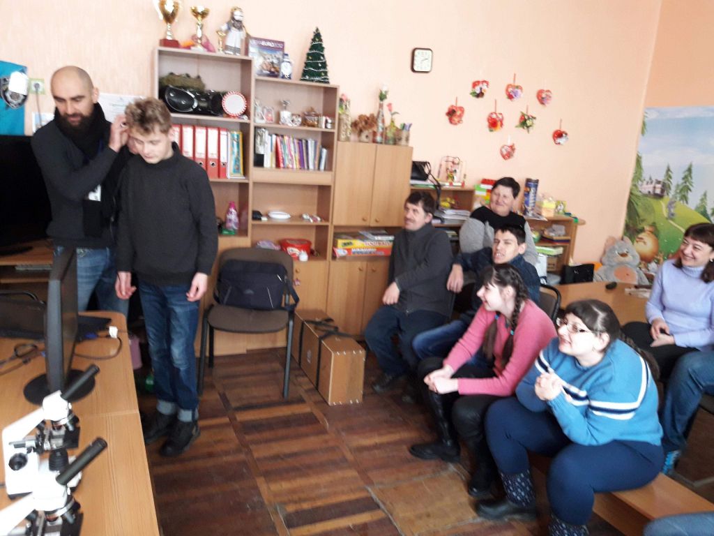 Який світ під мікроскопом дізнавалися діти з Вололимира-Волинського 3