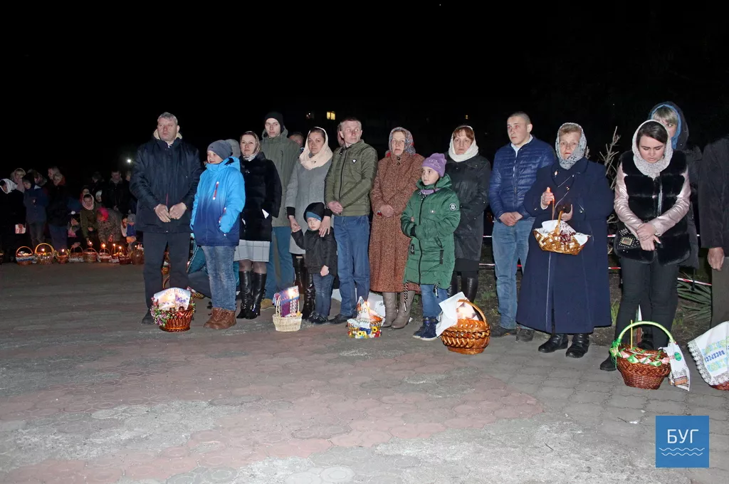 Володимир-волинці вночі святили паску 4