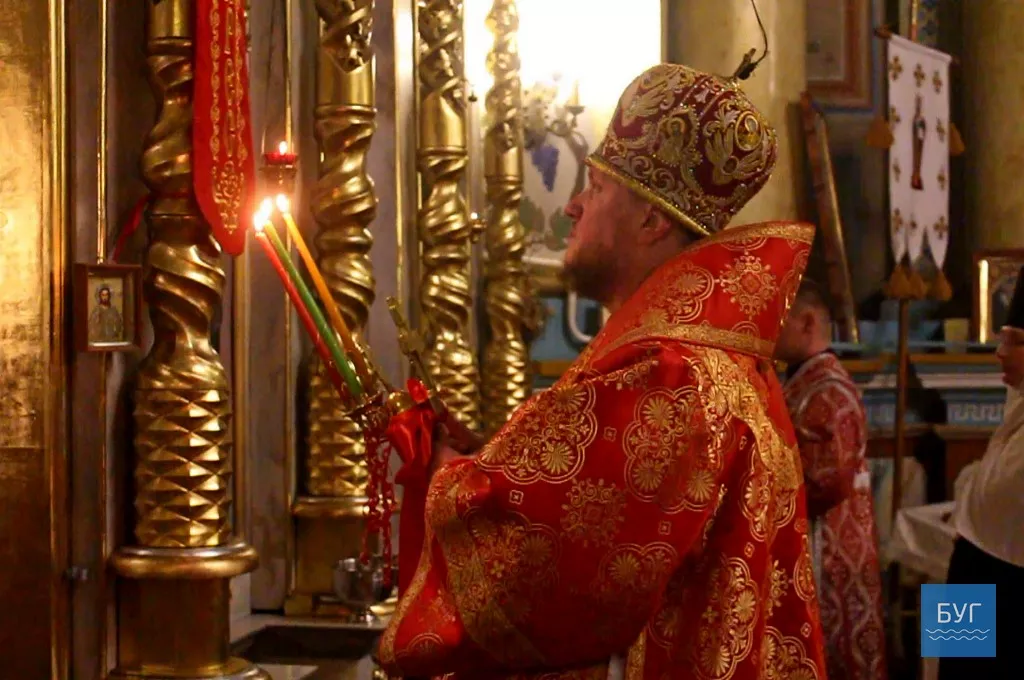 Володимир-волинці вночі святили паску 3