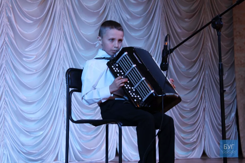 В Іваничівській дитячій музичній школі відбувся звітний концерт 15