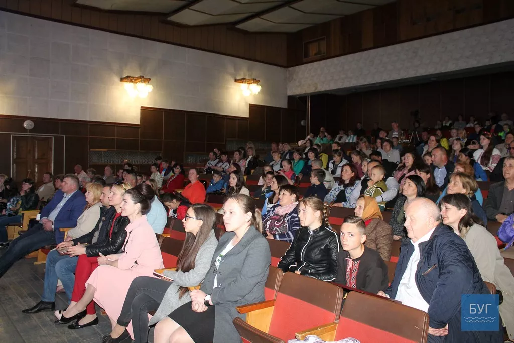 В Іваничівській дитячій музичній школі відбувся звітний концерт 5