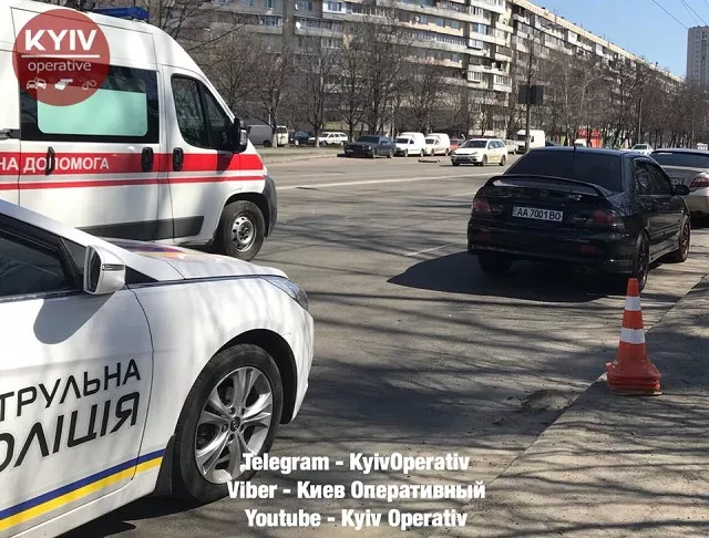 У Києві водій влаштував перегони з поліцією та напав на правоохоронців 2