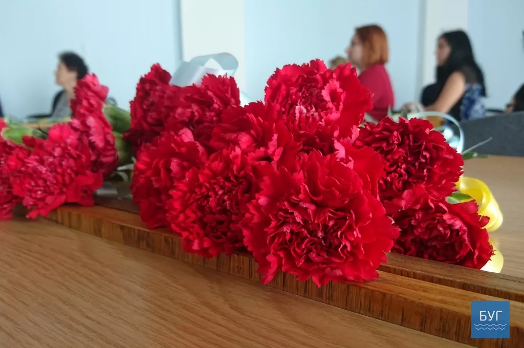 Мер Володимира-Волинського зустрівся з вдовами загиблих учасників АТО 1