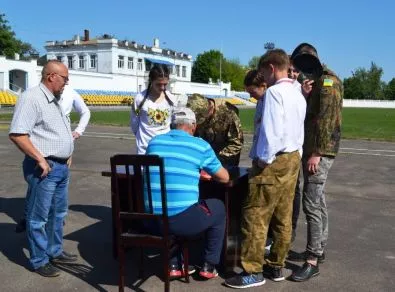 У Нововолинську відбувся міський етап військової гри "Джура" 12