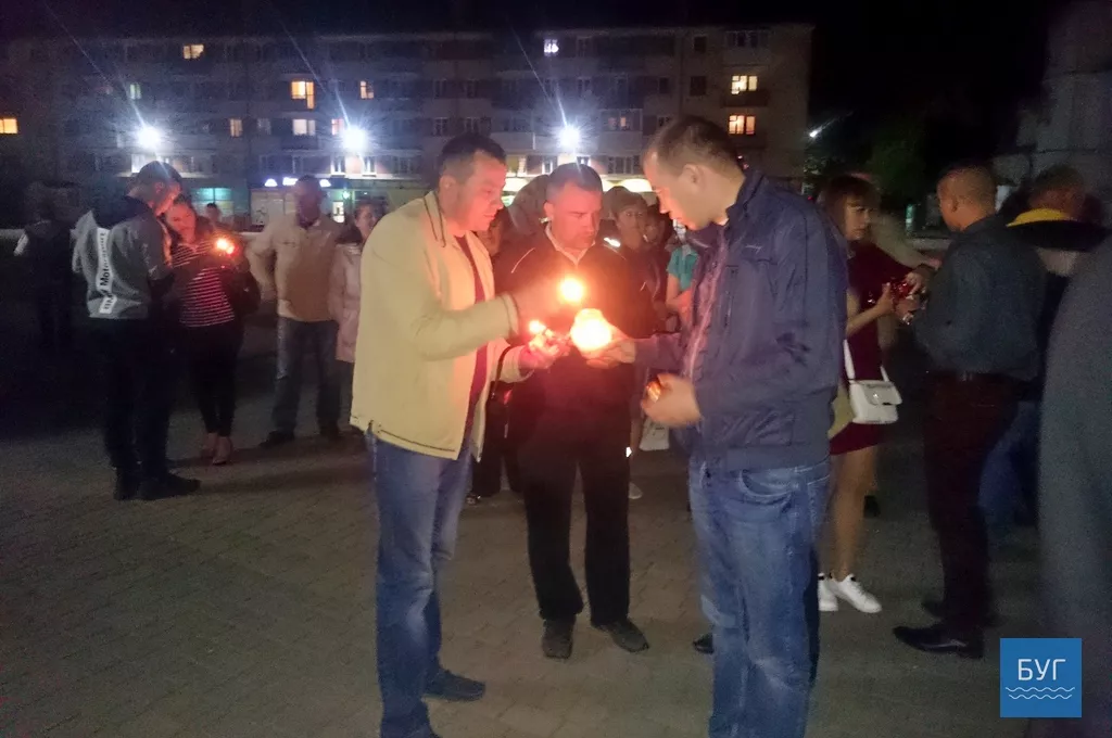 Володимир-Волинський приєднався до Всеукраїнської акції «Перша хвилина миру» 3