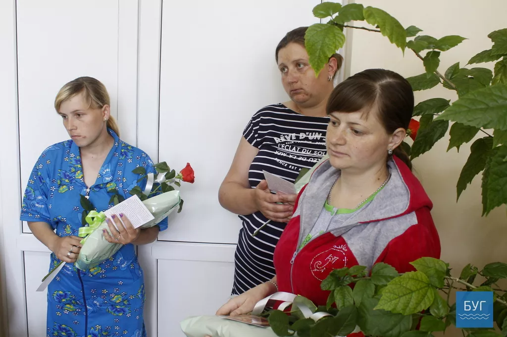 У Володимирі-Волинському привітали з Днем матері породіль 3