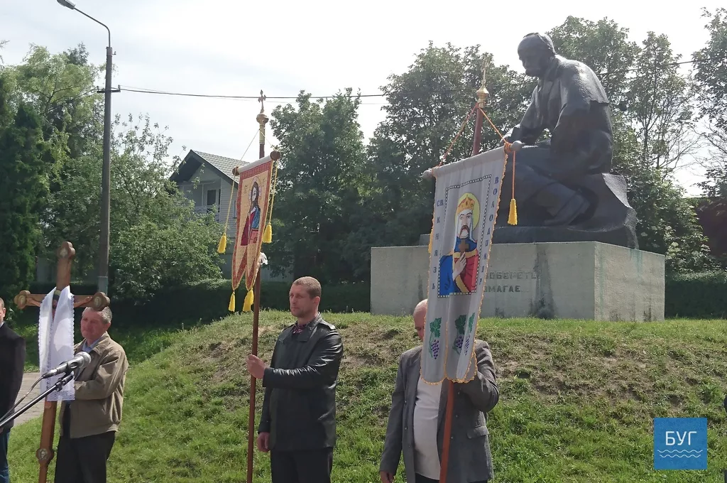 У Володимирі-Волинському відзначили 157-му річницю з дня перепоховання Тараса Шевченка 5